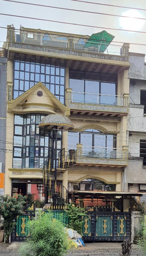 Divine Hotel & Banquet Hall Bhopal Buitenkant foto