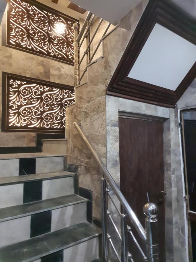 Divine Hotel & Banquet Hall Bhopal Buitenkant foto